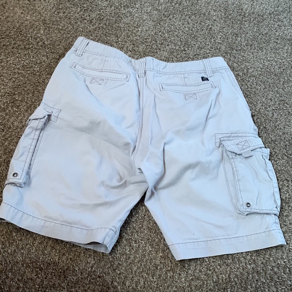 Last call $5.00 Laxer/Co Authentic Dry Goods shorts 36 - Picture 5 of 5